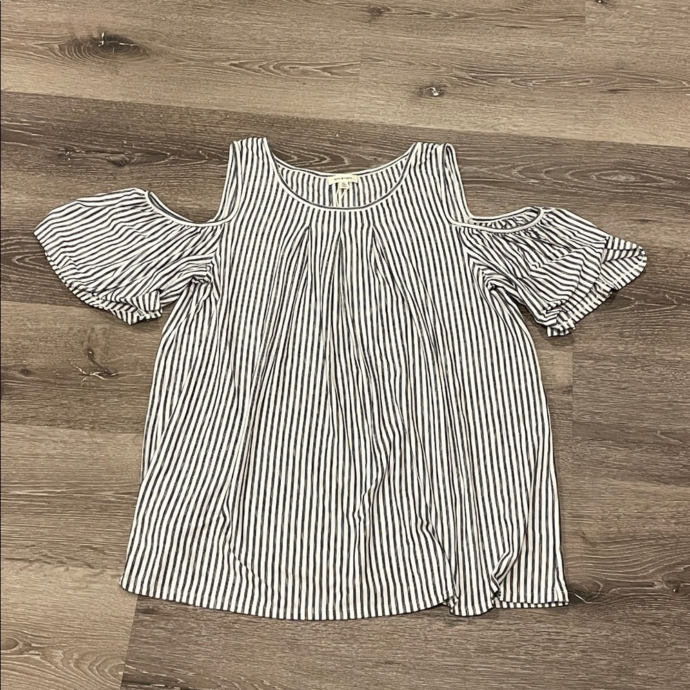 𝗡𝗪𝗧 Max Studio • Blue + White Stripe Flutter Sleeve Top